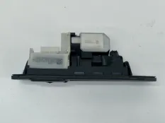 Кнопка открывания багажника Mercedes A180