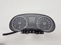 панель приборов Volkswagen Amarok