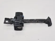 ограничитель двери Volkswagen Amarok