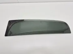 форточка двери Volkswagen Amarok