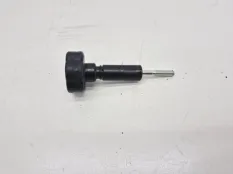 Крепление домкрата Volkswagen Amarok
