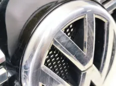 решетка радиатора Volkswagen Amarok