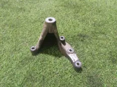 кронштейн раздаточной коробки Mercedes-Benz G-class 500