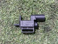 Электромагнитный клапан Porsche Cayenne