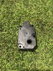 Моторчик заслонки печки Audi A6