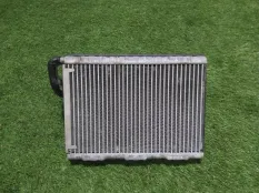 Испаритель кондиционера Audi Q7