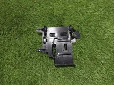 Кронштейн блока управления Audi Q7