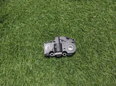 Моторчик заслонки печки Porsche Cayenne Turbo coupe