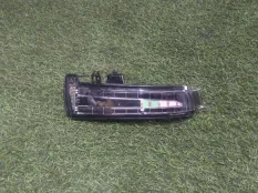 Повторитель поворота в зеркало Mercedes-Benz E-Classe A2129067201 W212, правый