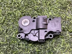 Моторчик заслонки печки BMW X3