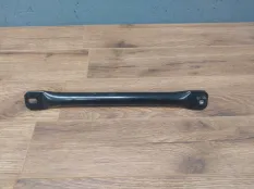 Кронштейн радиатора BMW X7 51117421881 G07