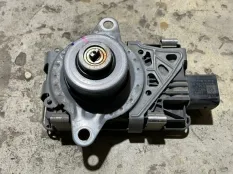 Мотор раздаточной коробки BMW X5M