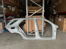 Боковина кузова Mercedes-benz GLE A1676304403 V167, правая