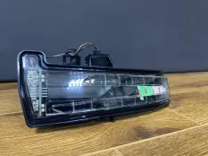 Повторитель поворота в зеркало оригинал Mercedes-benz E-Class A2129067201 W212