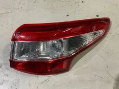 фонарь Nissan Qashqai