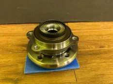 Ступица переднего колеса с подшипником BMW M5 31108098971 F90