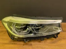 Фара BMW 6-Series 63117461884 G32, правая