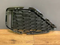 Решетка бампера BMW 8-Series 51118074784 G14, передняя правая