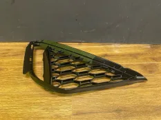 Решетка бампера BMW X2 51118069098 F39, передняя правая