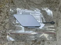 Заглушка буксировочного крюка BMW 5 51117332667 F07, передняя