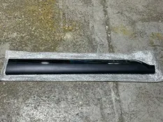 НАКЛАДКА ДВЕРИ Volvo XC90 39843008, передняя правая