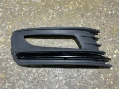 Накладка противотуманной фары Volkswagen Polo