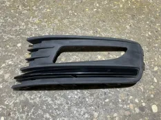 Накладка противотуманной фары Volkswagen Polo