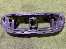 Кронштейн решетки радиатора Smart Fortwo