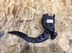 педаль газа Audi A6