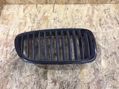 решетка радиатора BMW 5