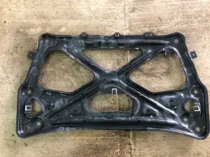 Распорка подрамника Audi A7