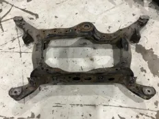 Подрамник Audi A6