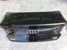 крышка багажника Audi A8