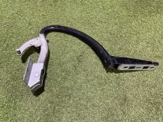 Петля крышки багажника Audi A8