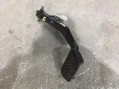 педаль тормоза Audi A6