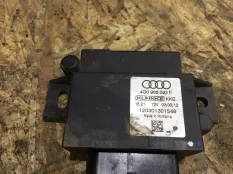 блок управления насосом Audi A6