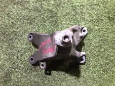 кронштейн двигателя Audi A5 Sportback