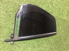 форточка двери Volkswagen Golf R line