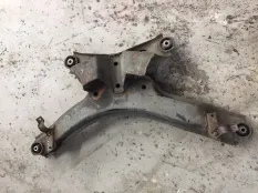 балка подвески Rover 75