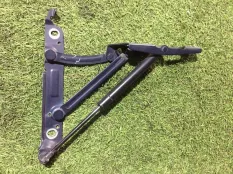 Петля крышки багажника Rover 75