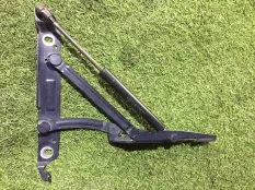 Петля крышки багажника Rover 75