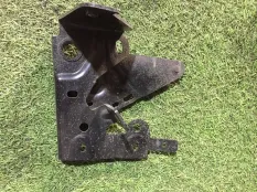 петля багажника Audi A7