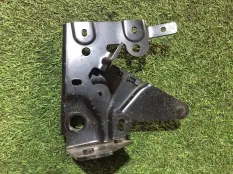 петля багажника Audi A7