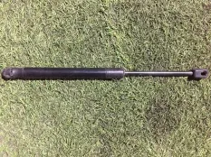 амортизатор капота Audi A6