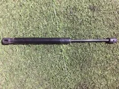 амортизатор капота Audi A6