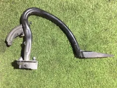 Петля крышки багажника Audi A8