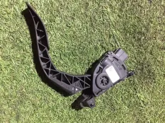 педаль газа Audi A6