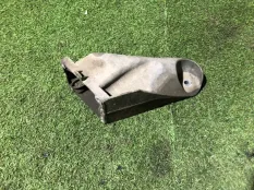 кронштейн двигателя Volkswagen Touareg