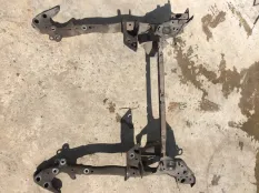 Подрамник Audi A6