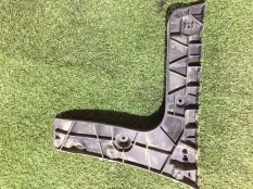 Кронштейн бампера Audi A6